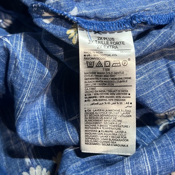 Old Navy Front Tie Top - Picture 8 of 8